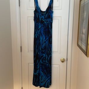 Bisou Bisou Maxi Dress with button detail Size 8